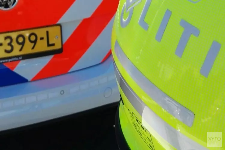 Motorrijder trekt wheelie bij politiecontrole in Overveen