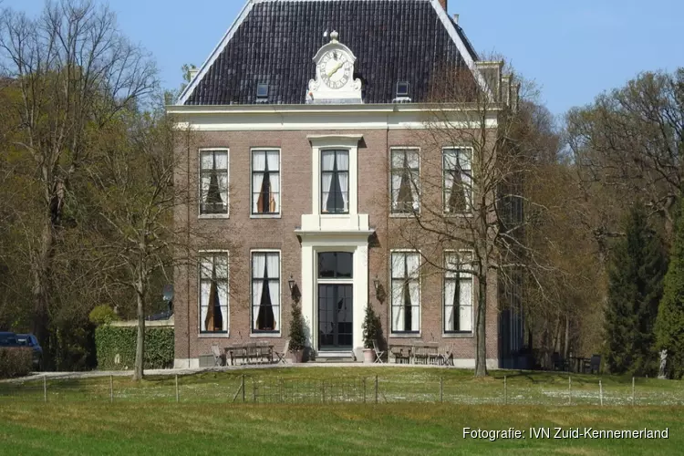 Stinsenplanten rond landgoed Huis te Vogelenzang