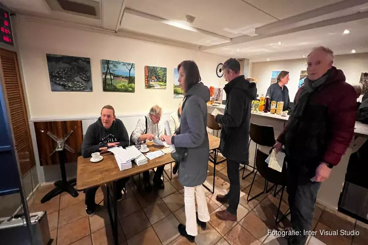 Provinciale Staten Verkiezingen: Eerste stembureaus om middernacht al geopend