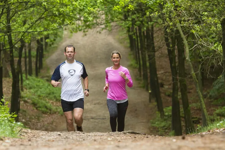 Opening twee nieuwe hardlooproutes in Zuid-Kennemerland