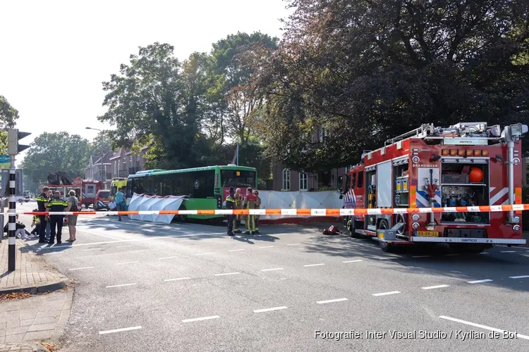 Ernstig ongeval Bennebroek met fietser en lijnbus